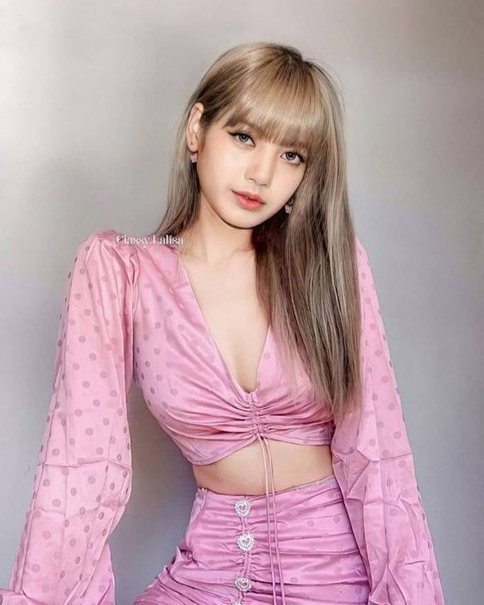 Lisa-sexy-blackpink-18