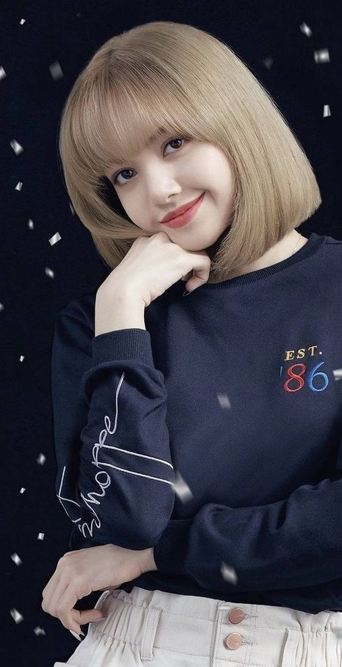 Lisa-sexy-blackpink-35