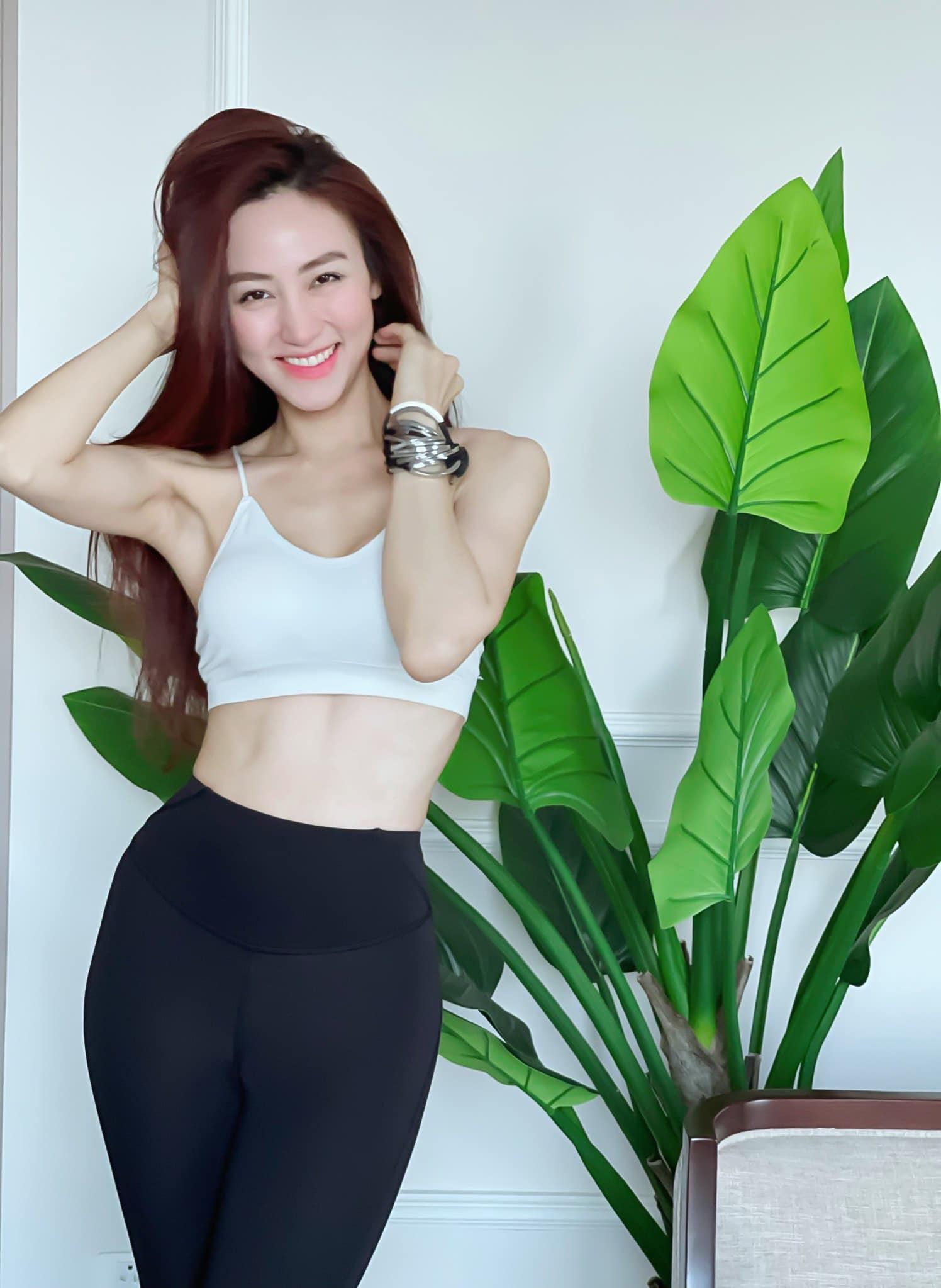 Chia sẻ Ngân Khánh Mặc Bikini khoe Body Tuyệt Đẹp