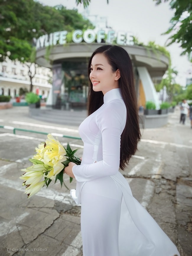 Hình nền Áo dài Mai Nghi sexy cực sexy và ấn tượng