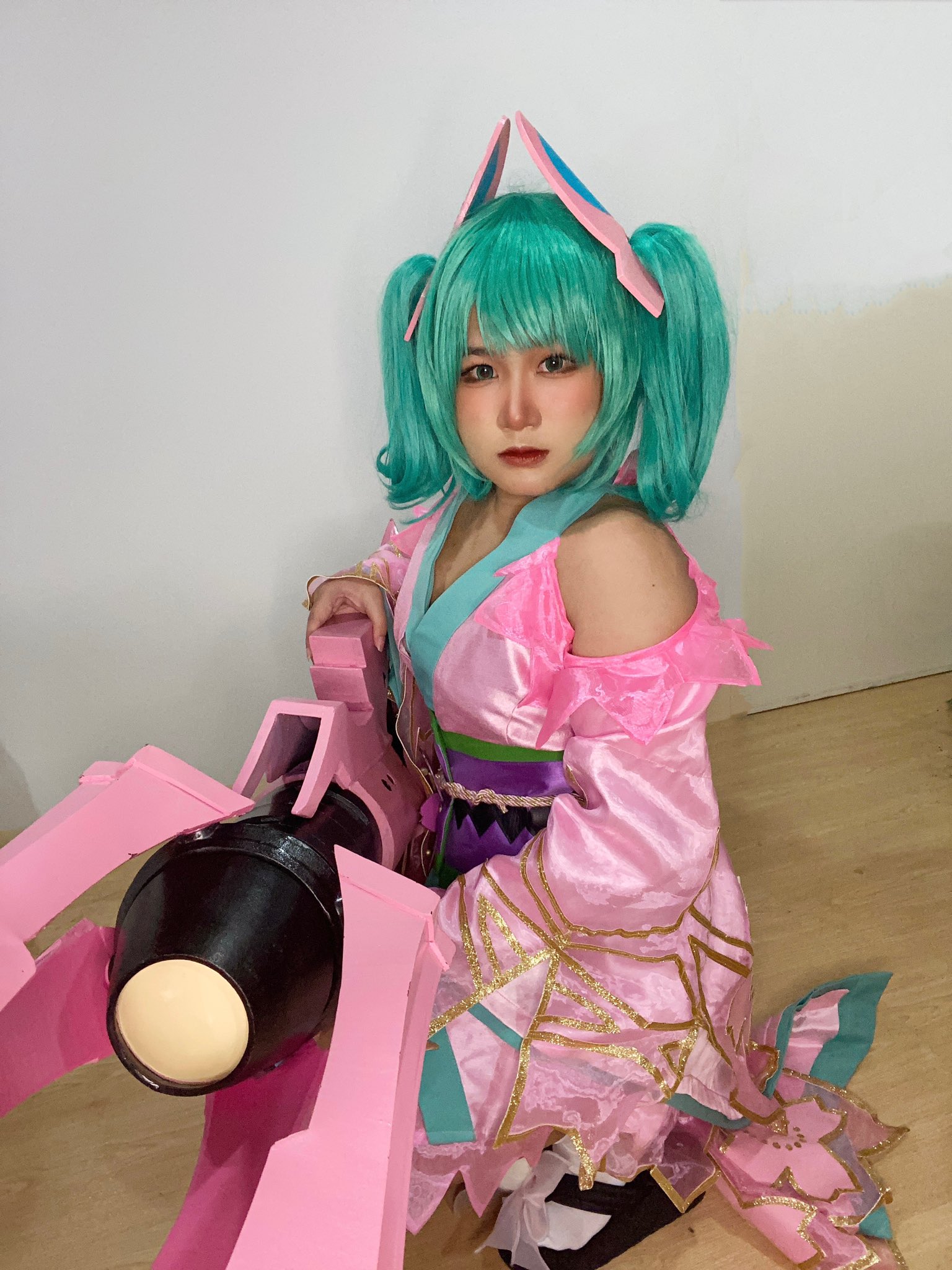 Cosplay Capheny nóng bỏng và gợi cảm