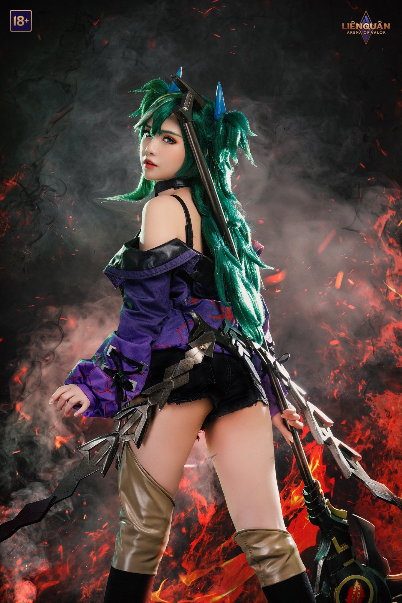 Cosplay huyền ảo hút mắt người xem