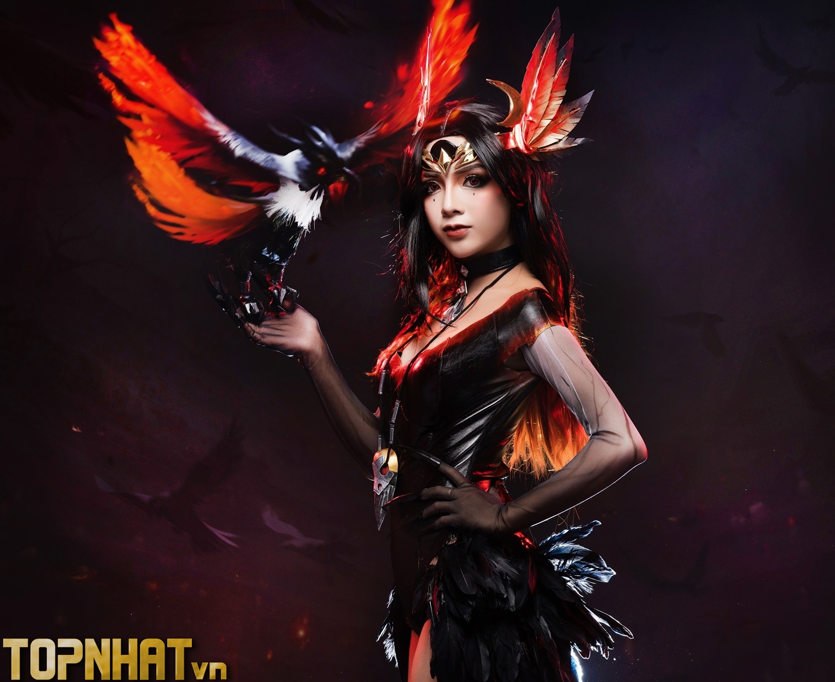 Liên minh cosplay Natalia tạo dáng gợi cảm