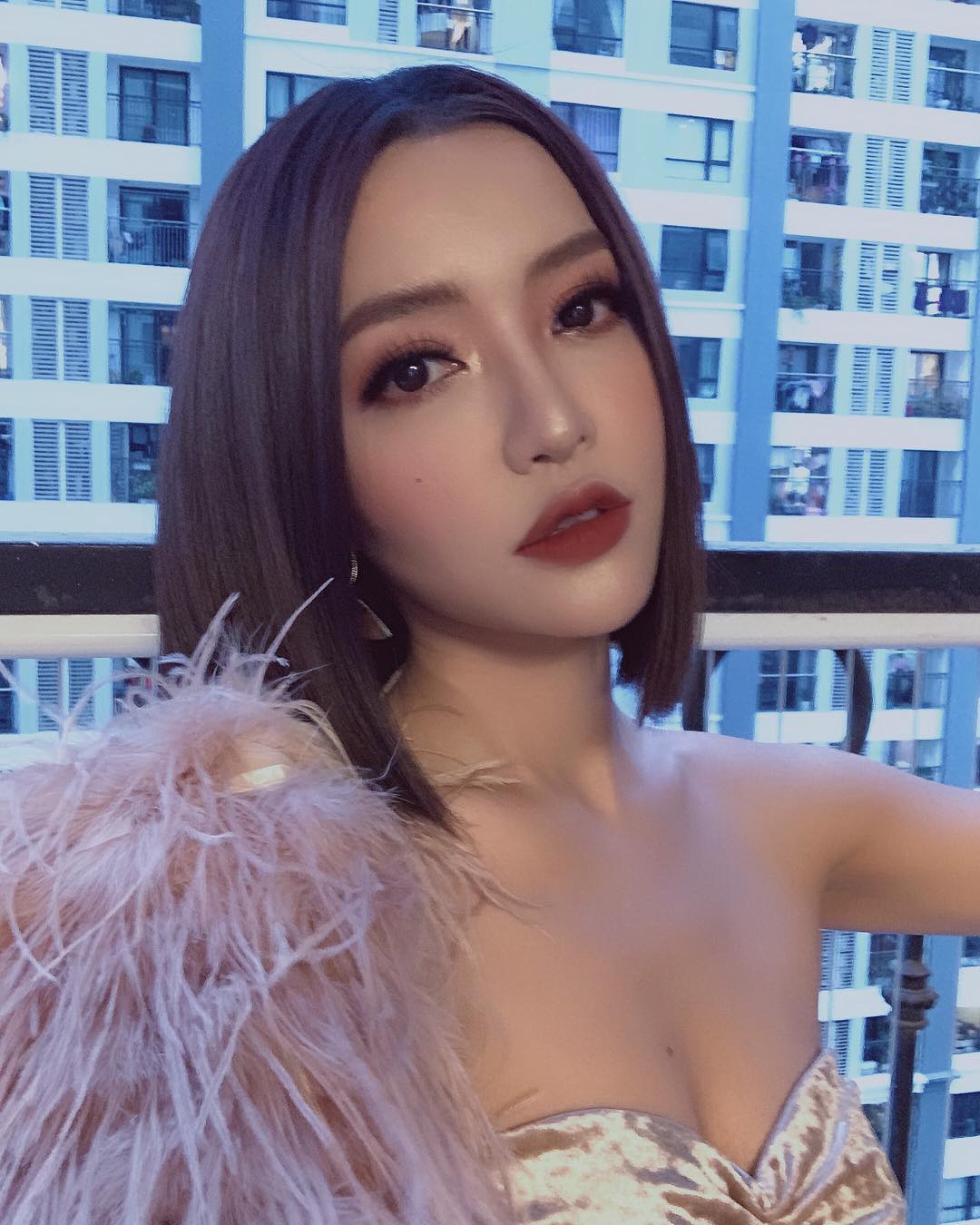 Ảnh Bích Phương sexy như thiên thần