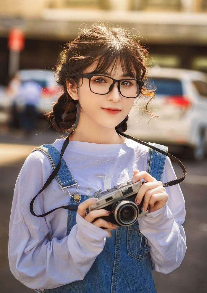 Ảnh gái đẹp tóc dài siêu cute cá tính