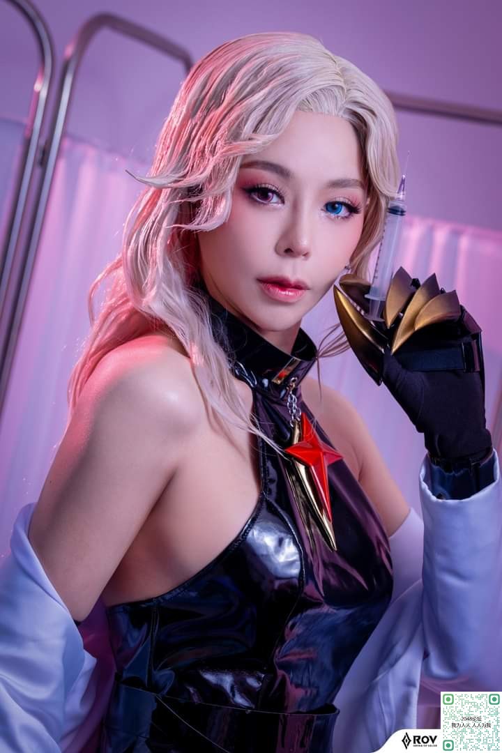 Bộ cosplay Loriel bay trên bầu trời vô cùng đáng yêu