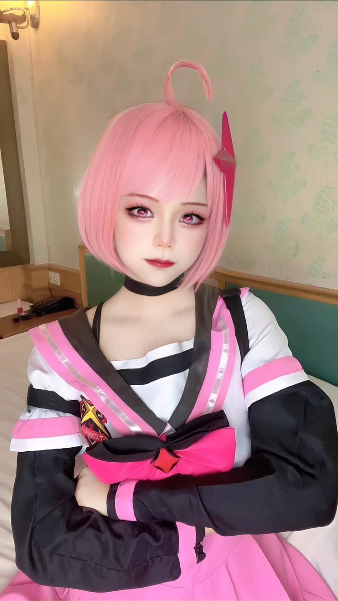 Tiệc cosplay da tím trắng