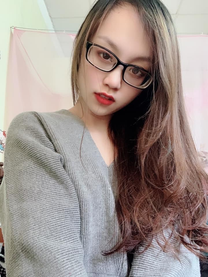 Ảnh gái xinh không đeo kính cute dễ thương