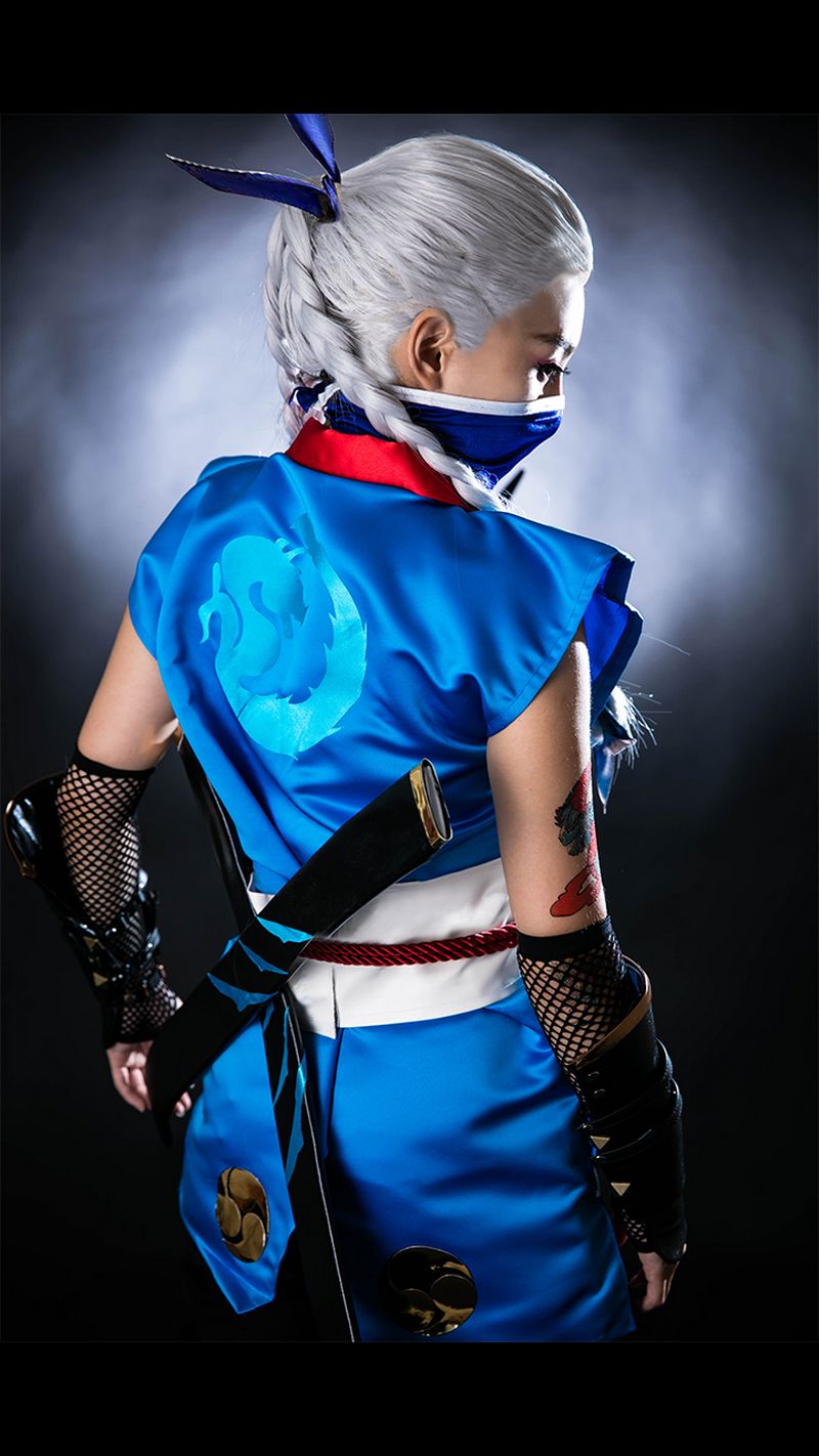 Cosplay Qi Lian Quan với dáng người đẹp