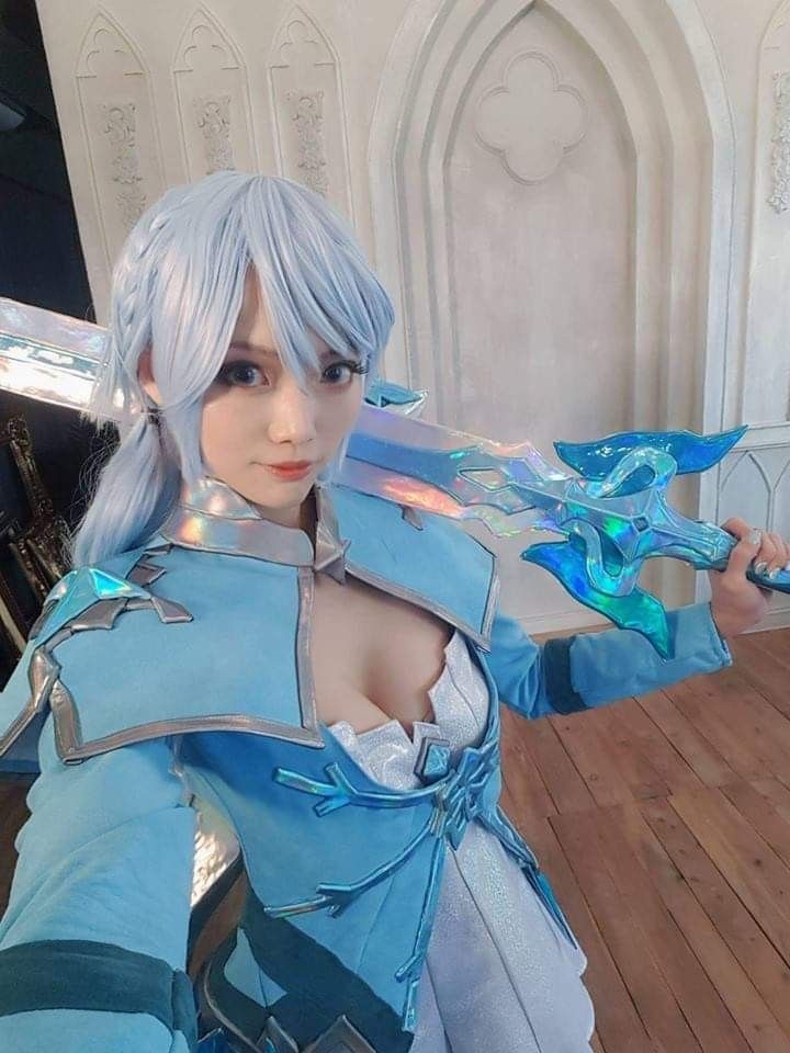 Cosplay Qi Lian Quan đẹp không cưỡng lại được